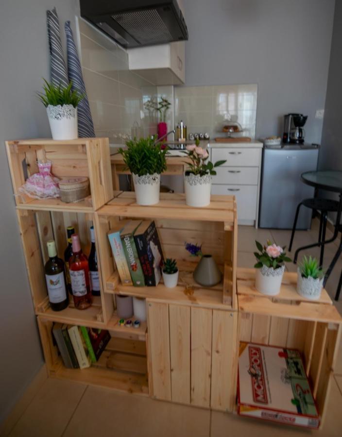 To Mikro Boutique Apartment Лефкада Экстерьер фото